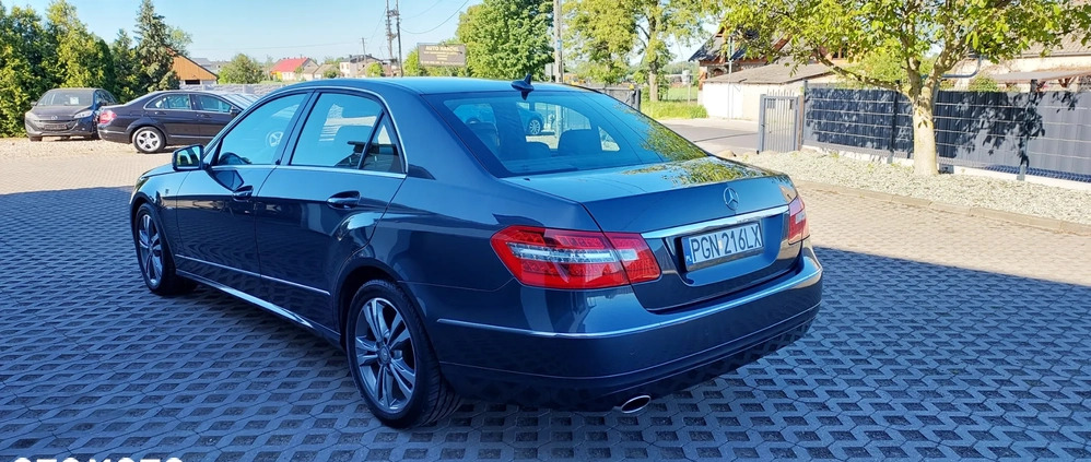 Mercedes-Benz Klasa E cena 49950 przebieg: 195000, rok produkcji 2011 z Brok małe 742